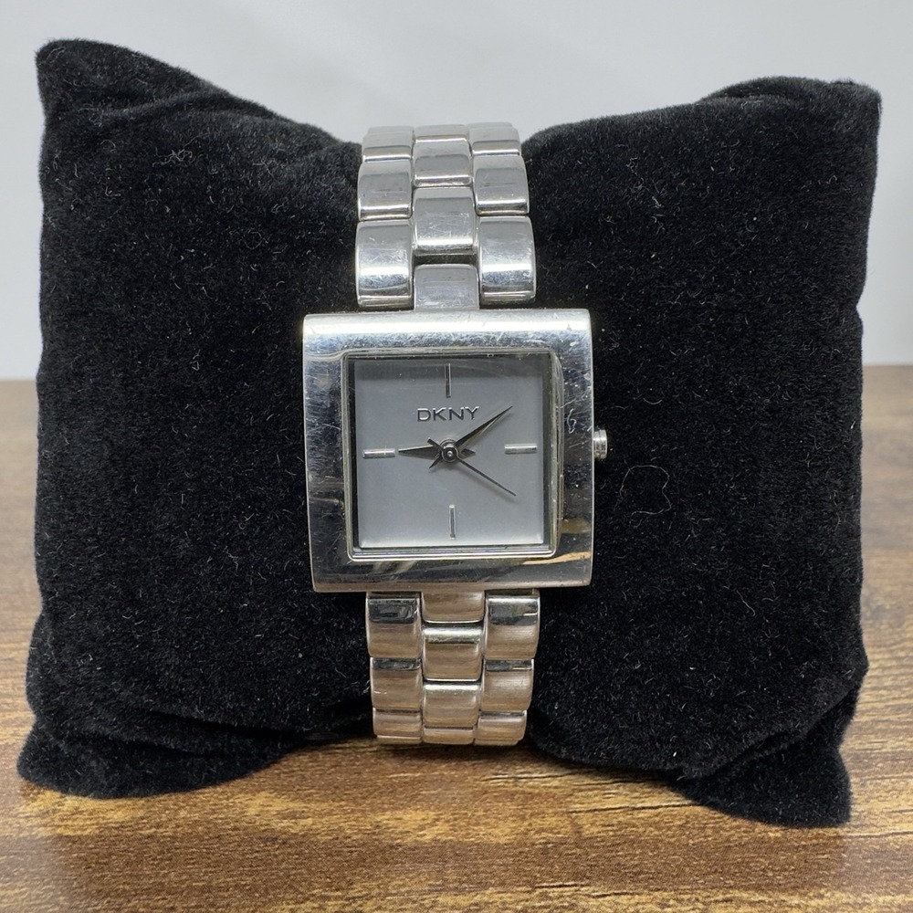 DKNY Women's Stainless Steel Watch Square New Battery Works‎ Great